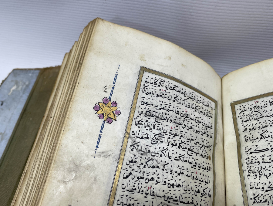 OSMANLI DÖNEMİ EL YAZMA TEZHİPLİ TARİHLİ KUR'AN-I KERİM