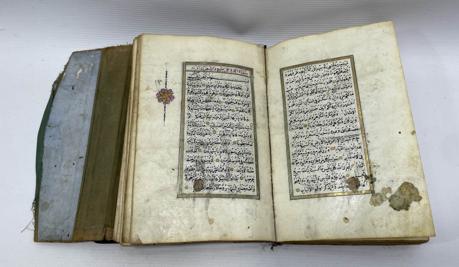 OSMANLI DÖNEMİ EL YAZMA TEZHİPLİ TARİHLİ KUR'AN-I KERİM