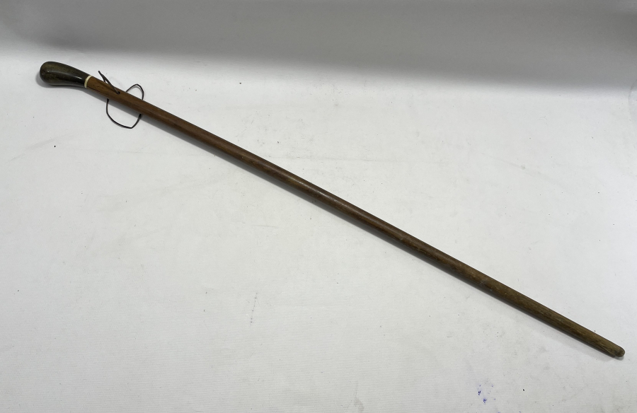 OSMANLI DÖNEMİ MORS DİŞİ VE GERGEDAN BOYNUZU SAPLI DERVİŞ ASASI