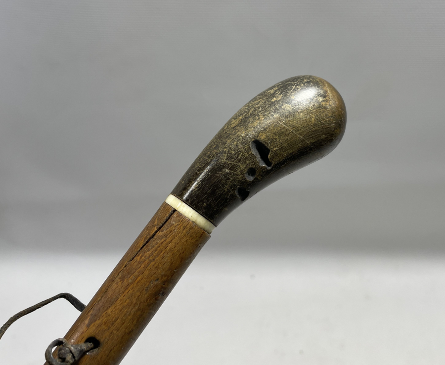 OSMANLI DÖNEMİ MORS DİŞİ VE GERGEDAN BOYNUZU SAPLI DERVİŞ ASASI