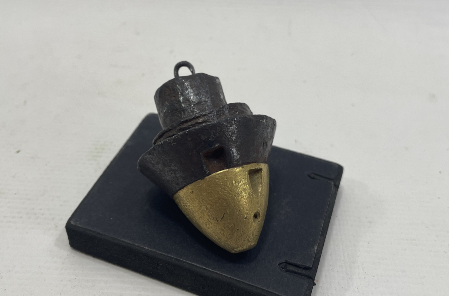 OSMANLI DÖNEMİ TOP MERMİSİ BAŞLIĞINDAN YAPILMIŞ ÇOK NADİR DUVARCI ŞAKÜLÜ