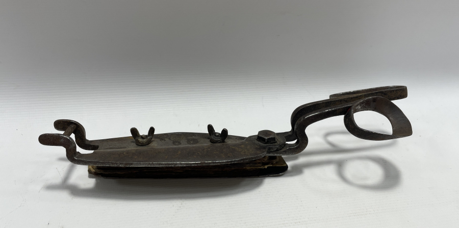 OSMANLI DÖNEMİ ÜZERİ OSMANLICA YAZILI HEREKE İŞİ HALI MAKASI