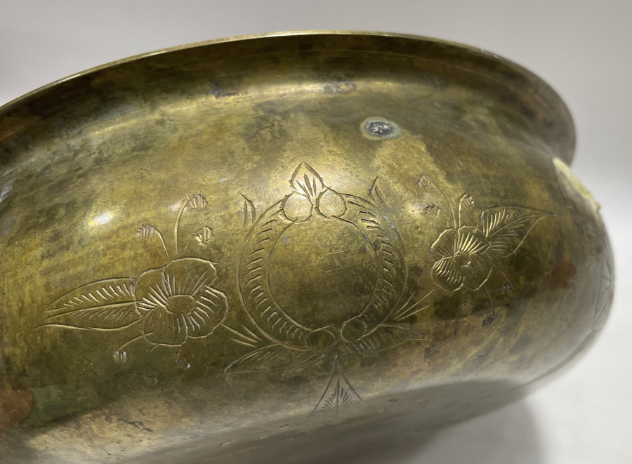 ÜZERİ KALEM İŞÇİLİKLİ ANTİKA HAMAM TASI