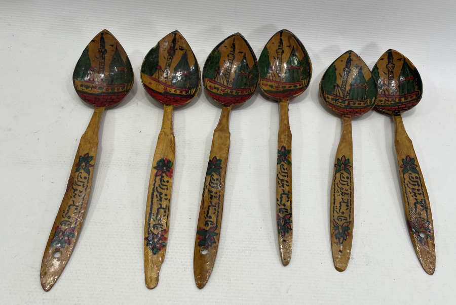 ÜZERLERİ OSMANLICA AFİYET BUYURUN EFENDİM YAZILI OSMANLI DÖNEMİ TAHTA KAŞIK LOTU