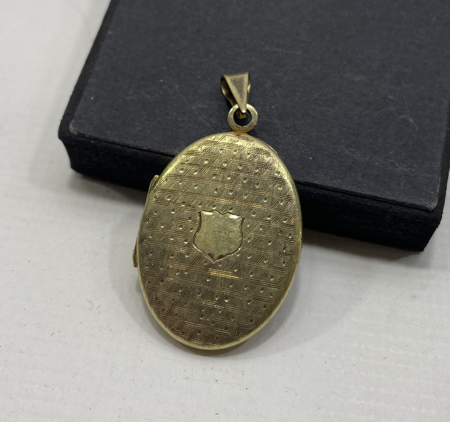 ALTIN KAPLAMA ANTİKA KOLYE FOTOĞRAFLIK