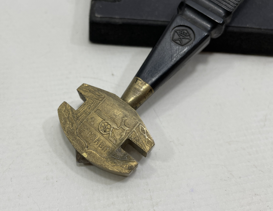 ANTİKA ELMAS UÇLU CAM KESİCİ