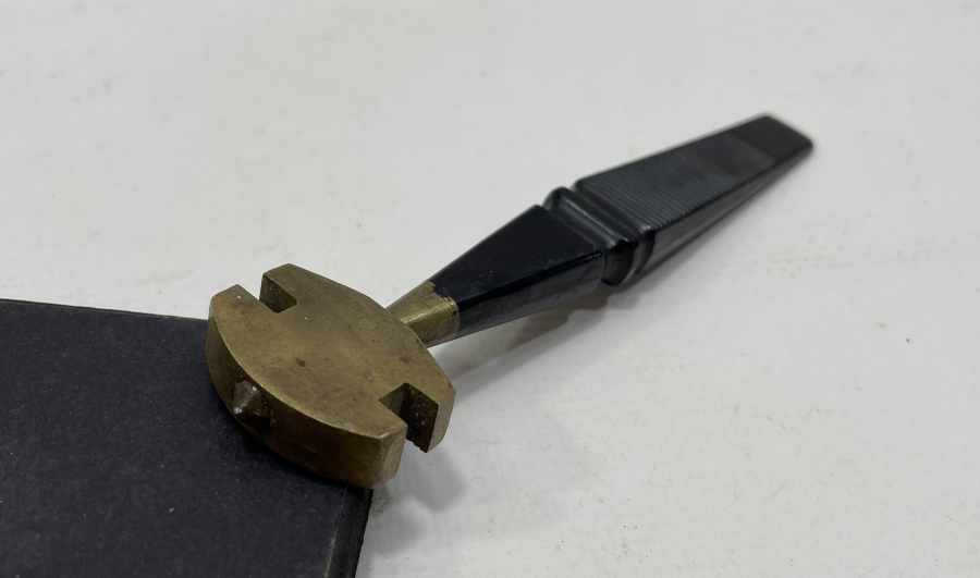 ANTİKA ELMAS UÇLU CAM KESİCİ