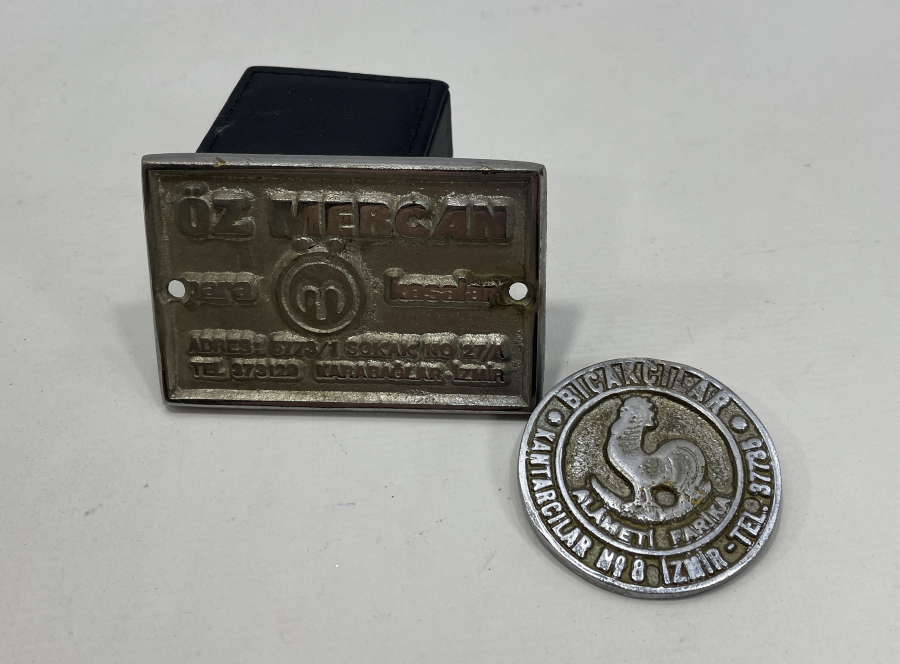 ANTİKA METAL KANTAR PLAKALARI