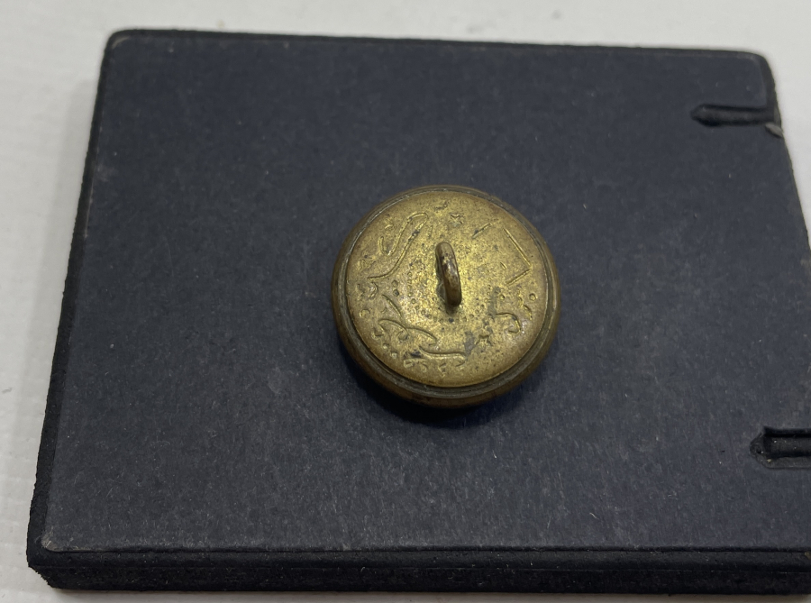 ARKASI OSMANLICA YAZILI DENİZCİ PAŞA KIYAFETİ DÜĞMESİ