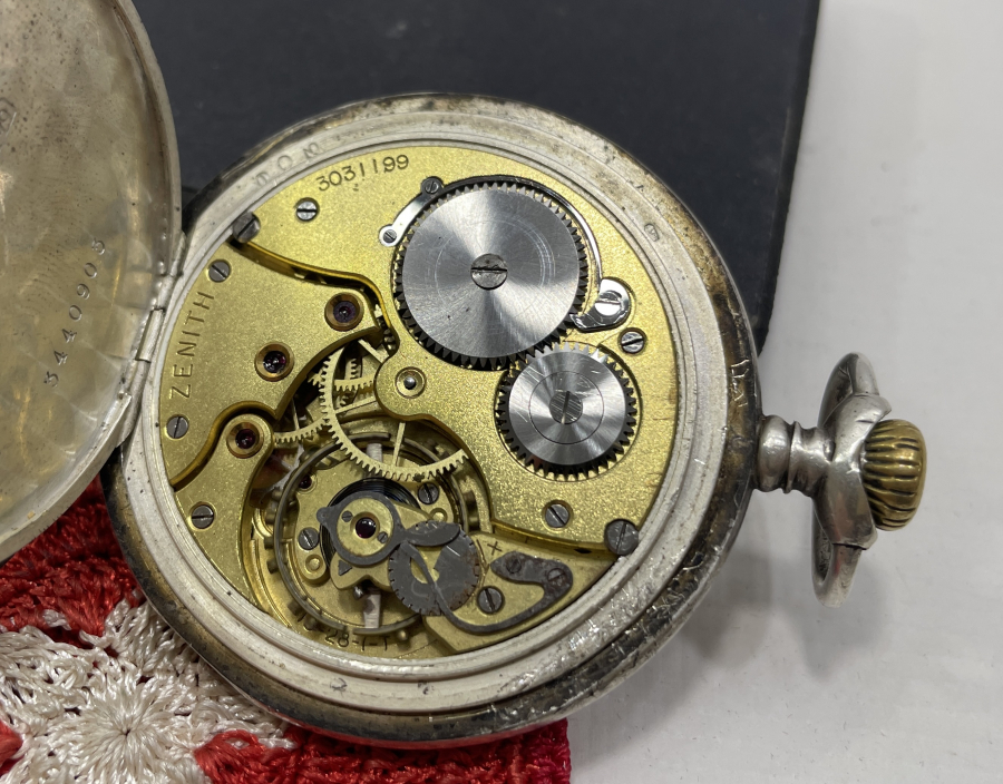 AY YILDIZLI KESESİNDE DEVLET DEMİR YOLLARI NADİR GÜMÜŞ ZENİTH CEP SAATİ