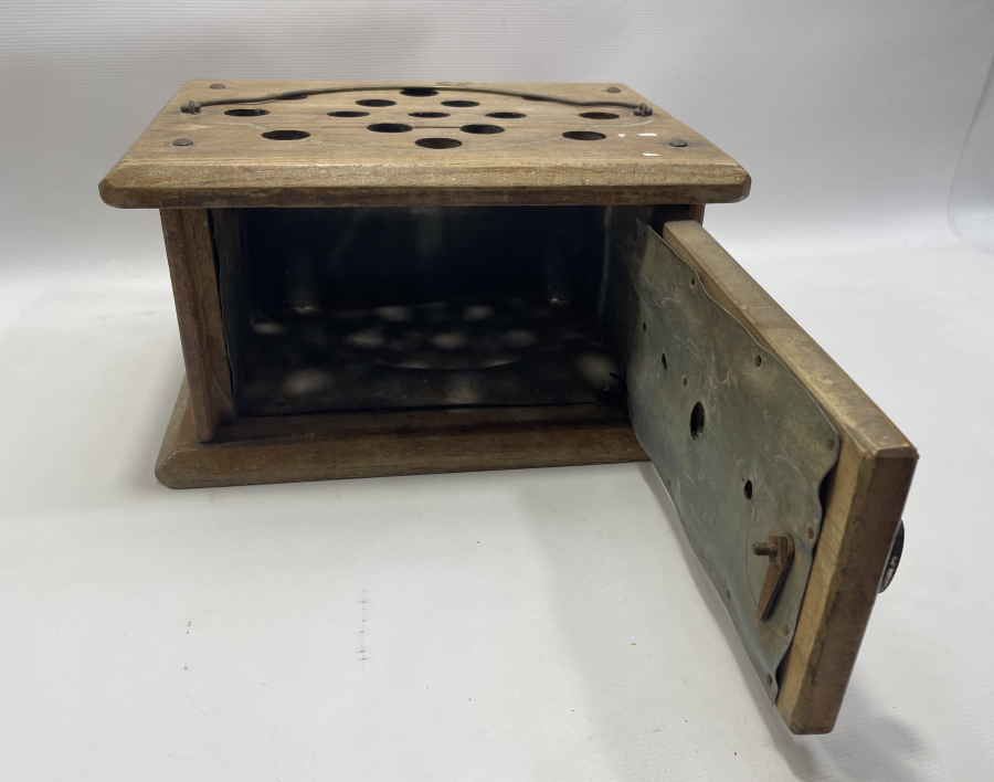 CUMHURİYET BAŞLARI ÇOK NADİR NİYETÇİ TAVŞAN KAFESİ