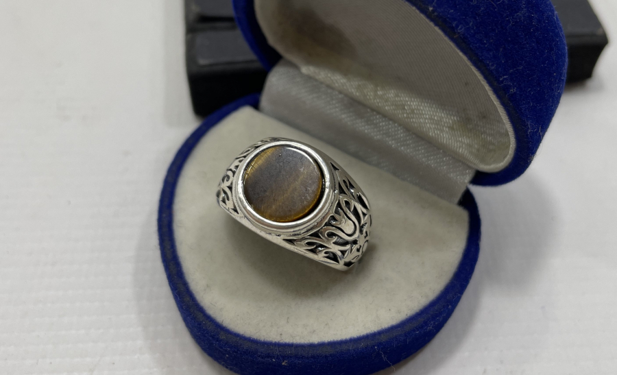 KAPLAN GÖZÜ TAŞLI GÜMÜŞ YÜZÜK