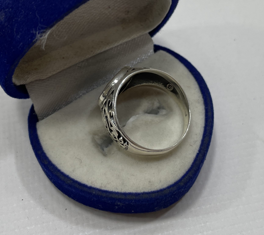 KAPLAN GÖZÜ TAŞLI GÜMÜŞ YÜZÜK