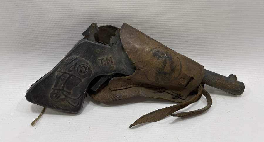 ORJİNAL KININDA ANTİKA METAL TABANCA