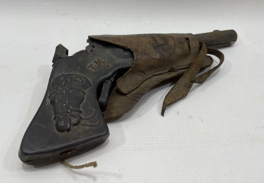 ORJİNAL KININDA ANTİKA METAL TABANCA