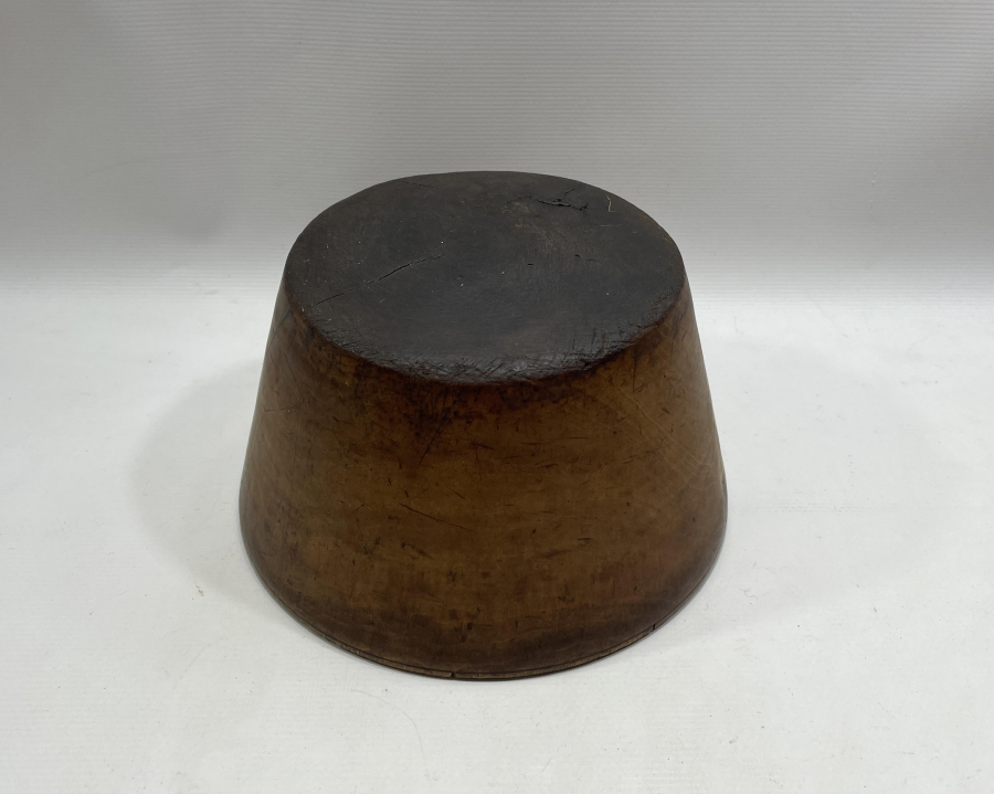 OSMANLI DÖNEMİ AHŞAP FES KALIBI