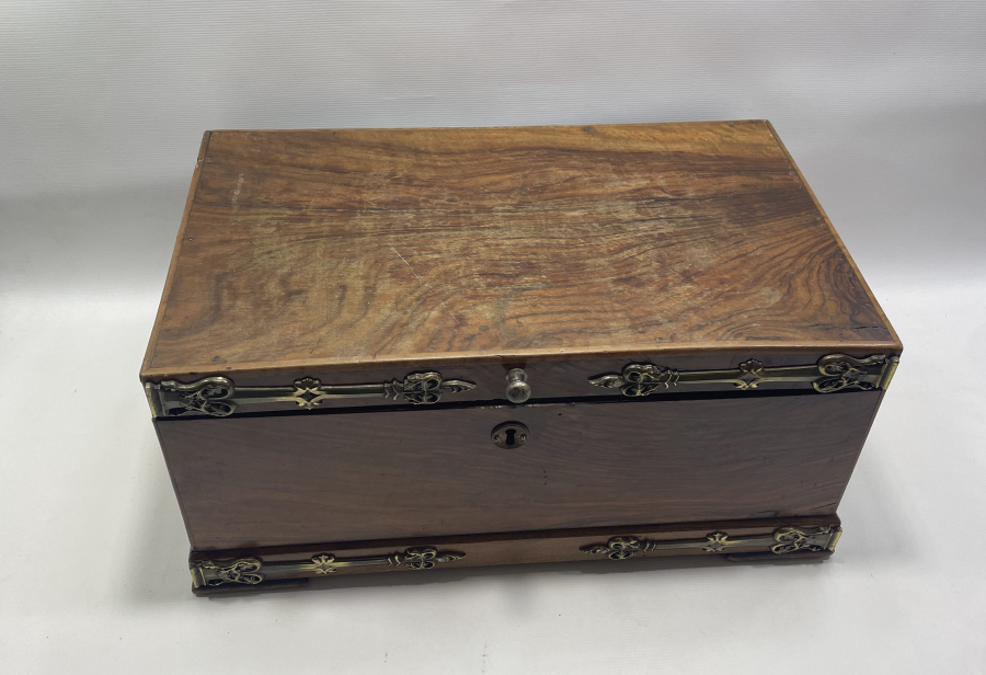 OSMANLI DÖNEMİ AHŞAP HATTAT SANDIĞI