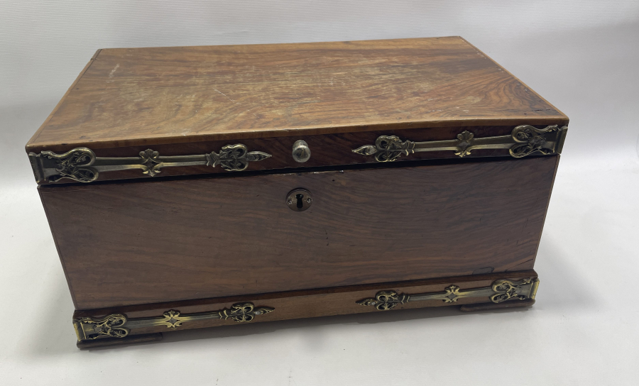 OSMANLI DÖNEMİ AHŞAP HATTAT SANDIĞI