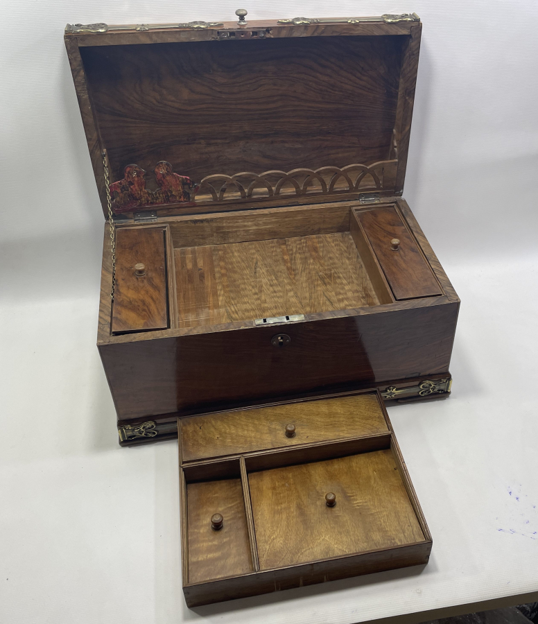 OSMANLI DÖNEMİ AHŞAP HATTAT SANDIĞI