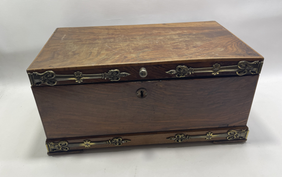 OSMANLI DÖNEMİ AHŞAP HATTAT SANDIĞI