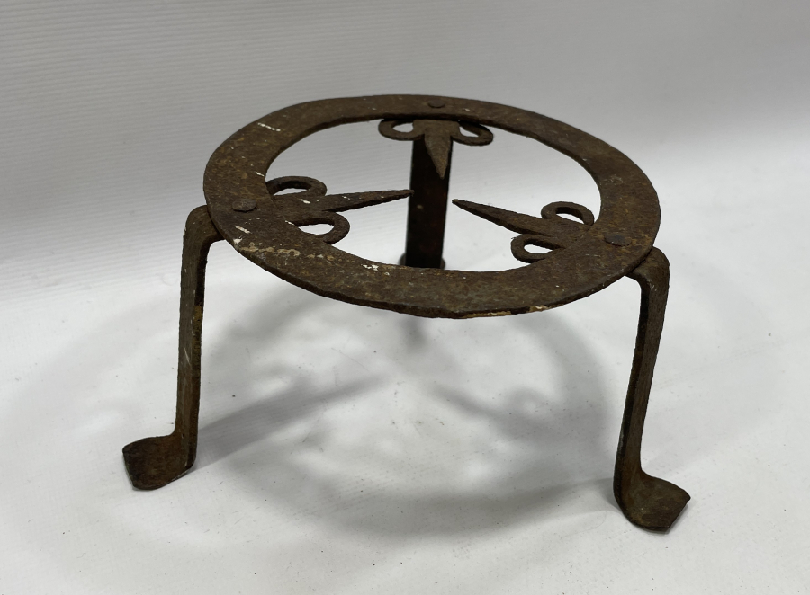 OSMANLI DÖNEMİ EL YAPIMI ÜÇAYAK OCAK ALTLIĞI - SAÇ AYAĞI