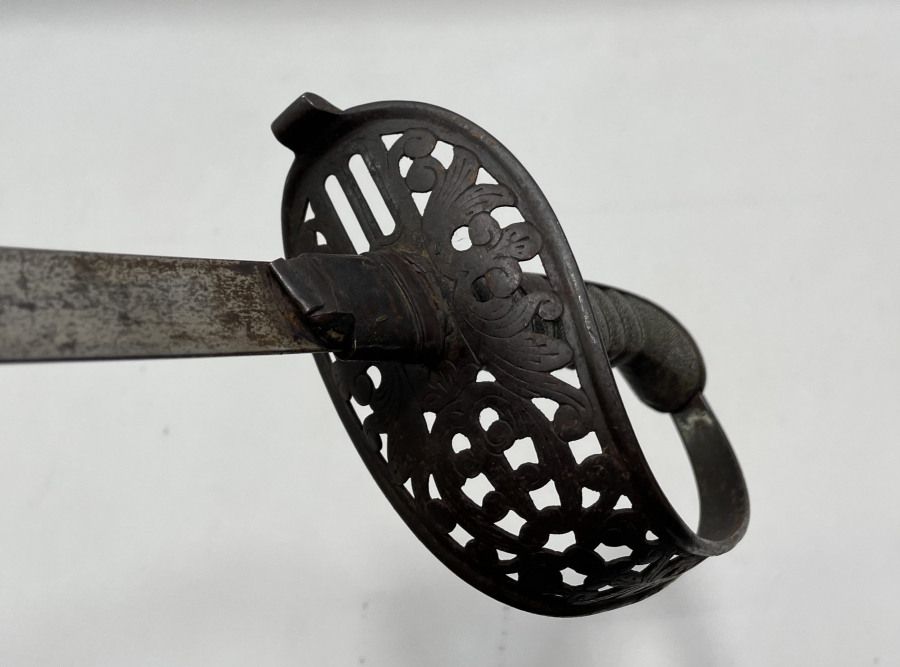 SAPI İGUANA DERİSİNDEN MAMUL ÇOK NADİR OSMANLI DÖNEMİ SÜVARİ SUBAY KILICI