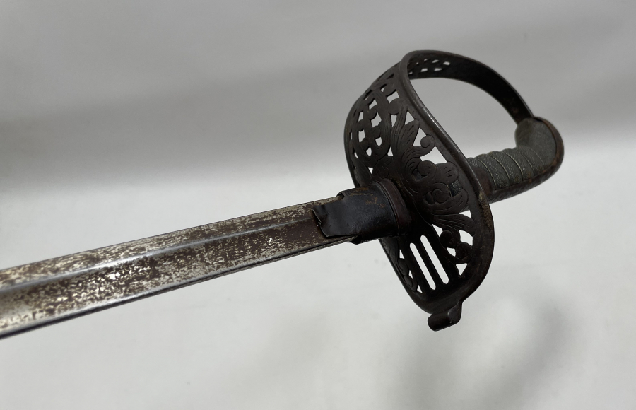 SAPI İGUANA DERİSİNDEN MAMUL ÇOK NADİR OSMANLI DÖNEMİ SÜVARİ SUBAY KILICI