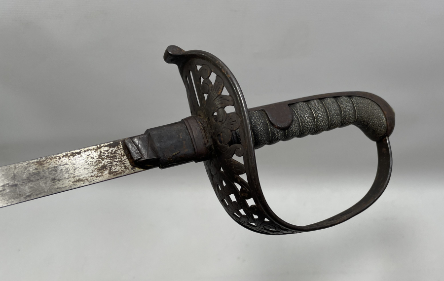 SAPI İGUANA DERİSİNDEN MAMUL ÇOK NADİR OSMANLI DÖNEMİ SÜVARİ SUBAY KILICI