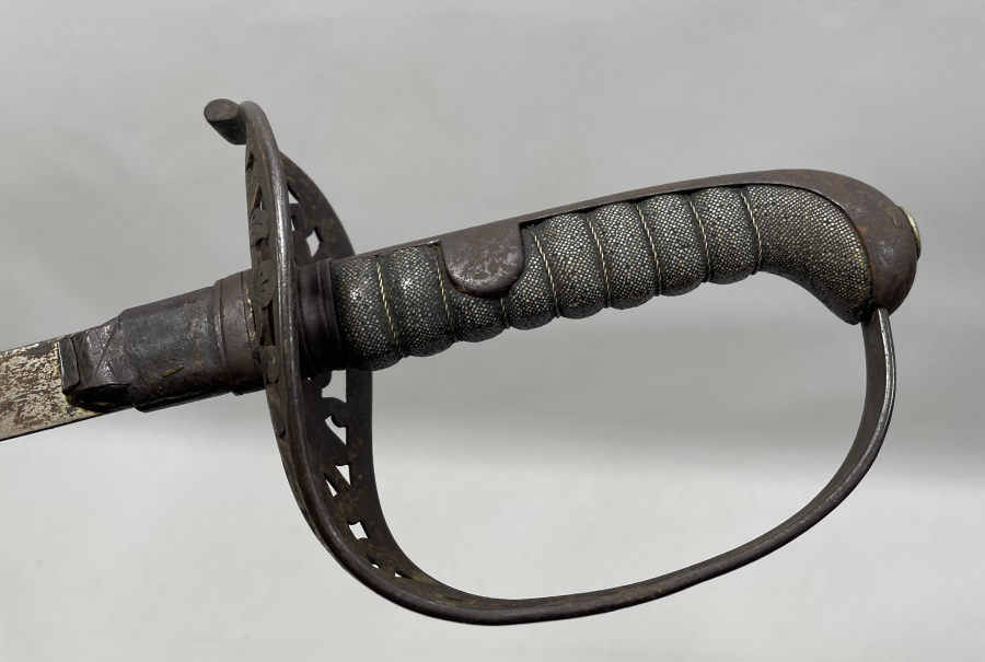 SAPI İGUANA DERİSİNDEN MAMUL ÇOK NADİR OSMANLI DÖNEMİ SÜVARİ SUBAY KILICI