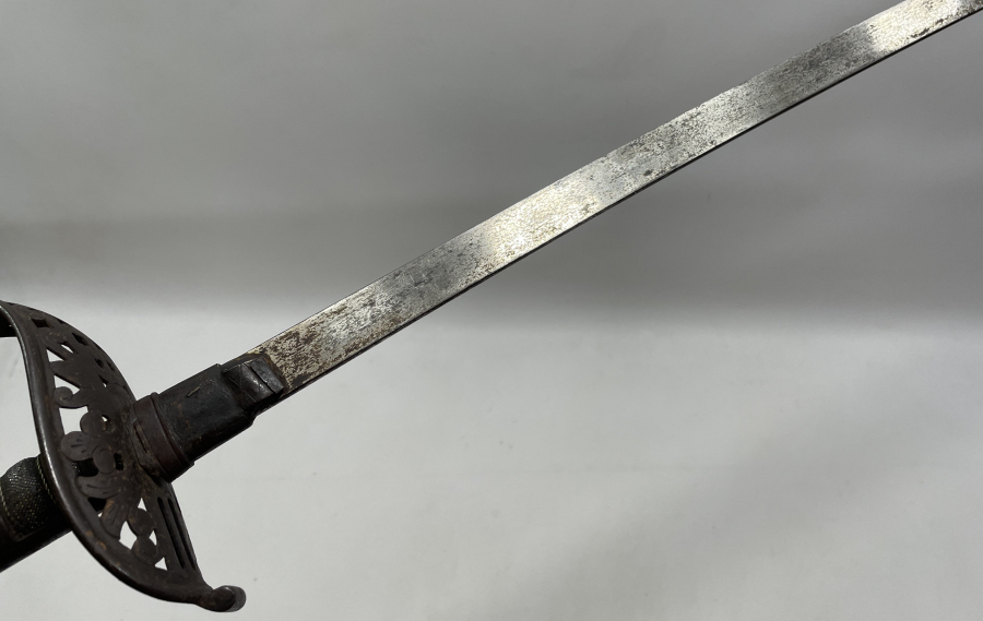 SAPI İGUANA DERİSİNDEN MAMUL ÇOK NADİR OSMANLI DÖNEMİ SÜVARİ SUBAY KILICI