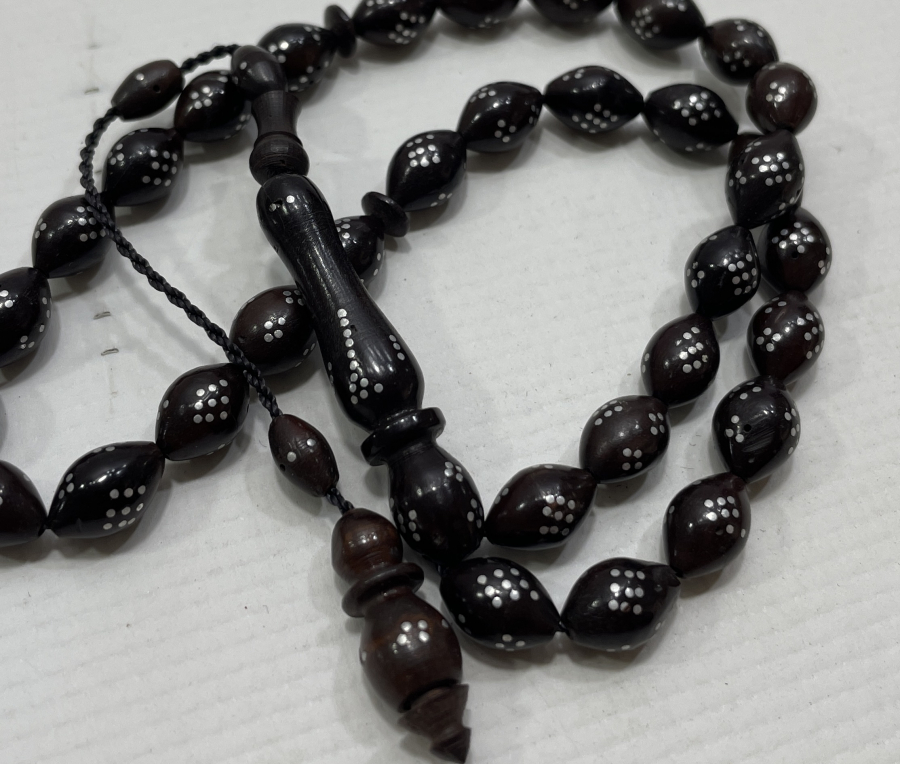 ÜZERİ İŞLEMELİ KUKA TESPİH