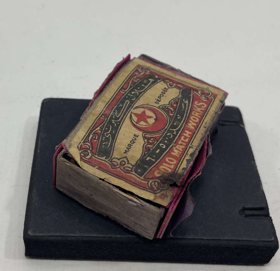 ÜZERİ OSMANLICA YAZILI AÇILMAMIŞ KUTUSUNDA KİBRİT