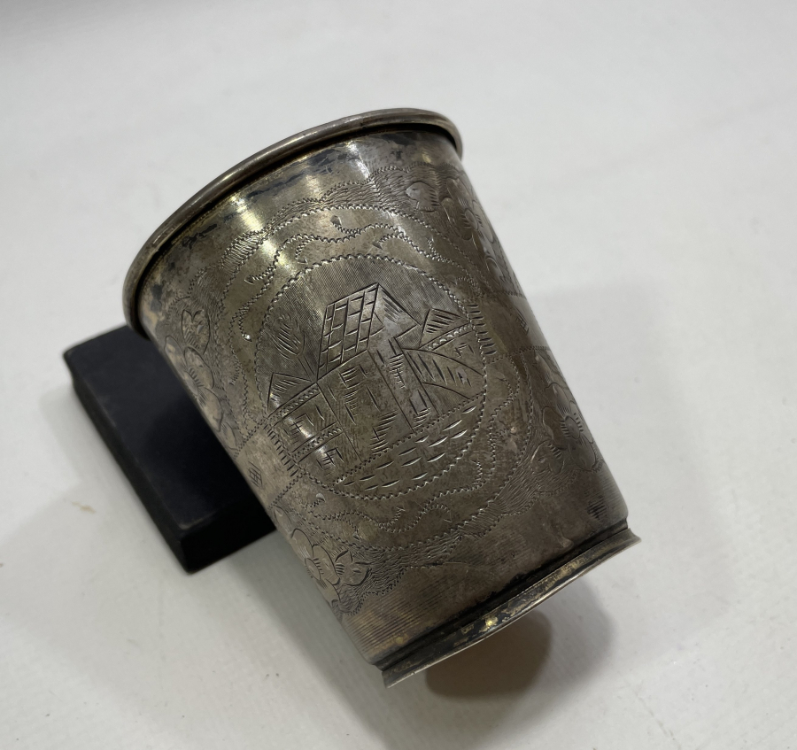 ÜZERİNDE OSMANLI DEVLET ARMASI BULUNAN TUĞRALI VE SAH DAMGALI GÜMÜŞ GÜMÜŞ BARDAK