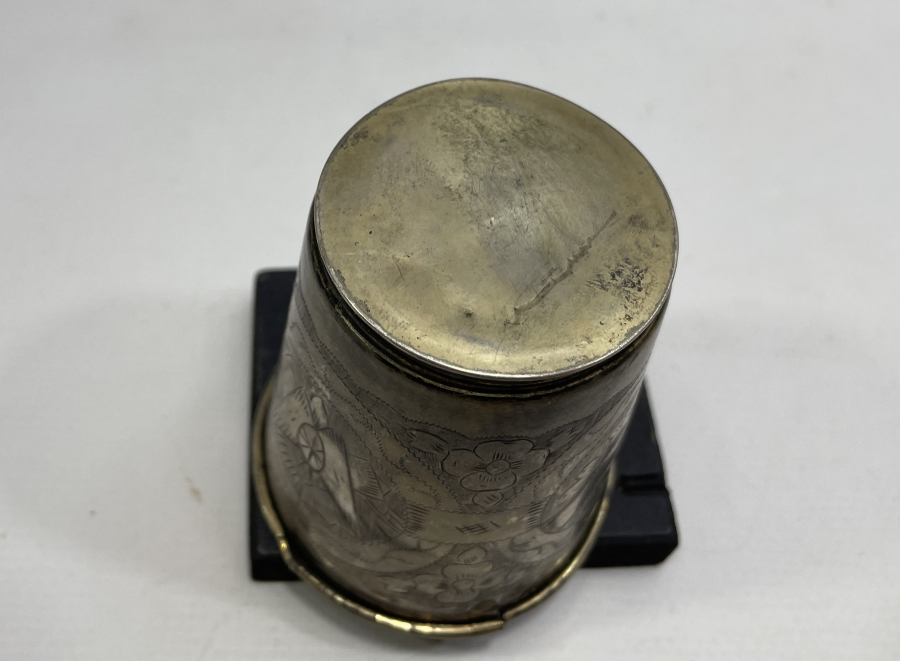 ÜZERİNDE OSMANLI DEVLET ARMASI BULUNAN TUĞRALI VE SAH DAMGALI GÜMÜŞ GÜMÜŞ BARDAK