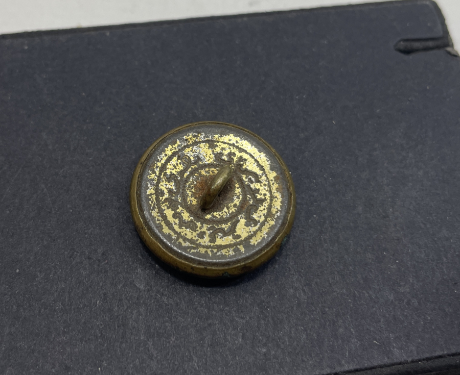 1. DÜNYA SAVAŞI DÖNEMİ ARKASI OSMANLICA YAZILI NADİR SUBAY DÜĞMESİ