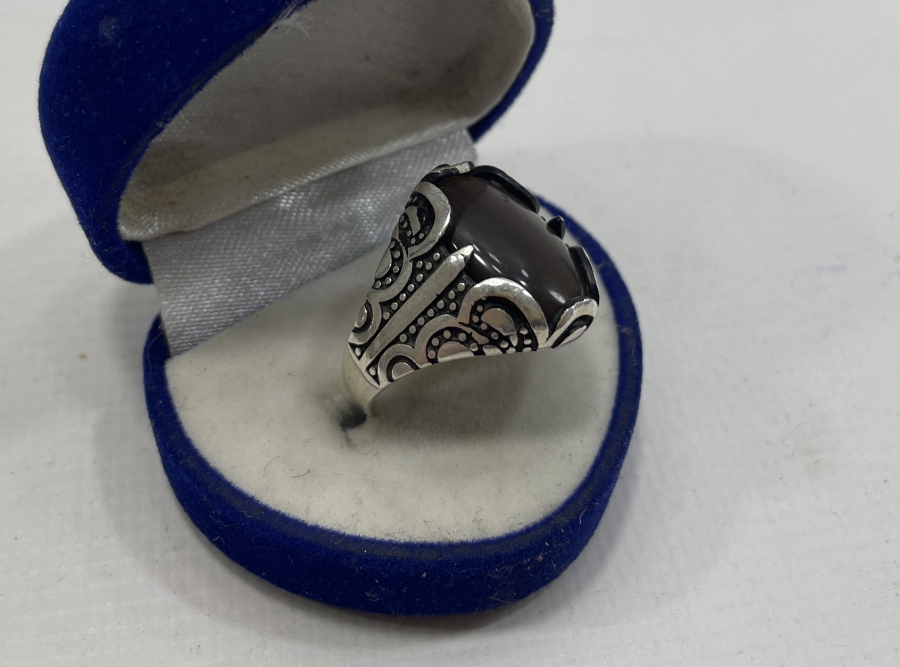 HARELİ AKİK TAŞLI GÜMÜŞ YÜZÜK