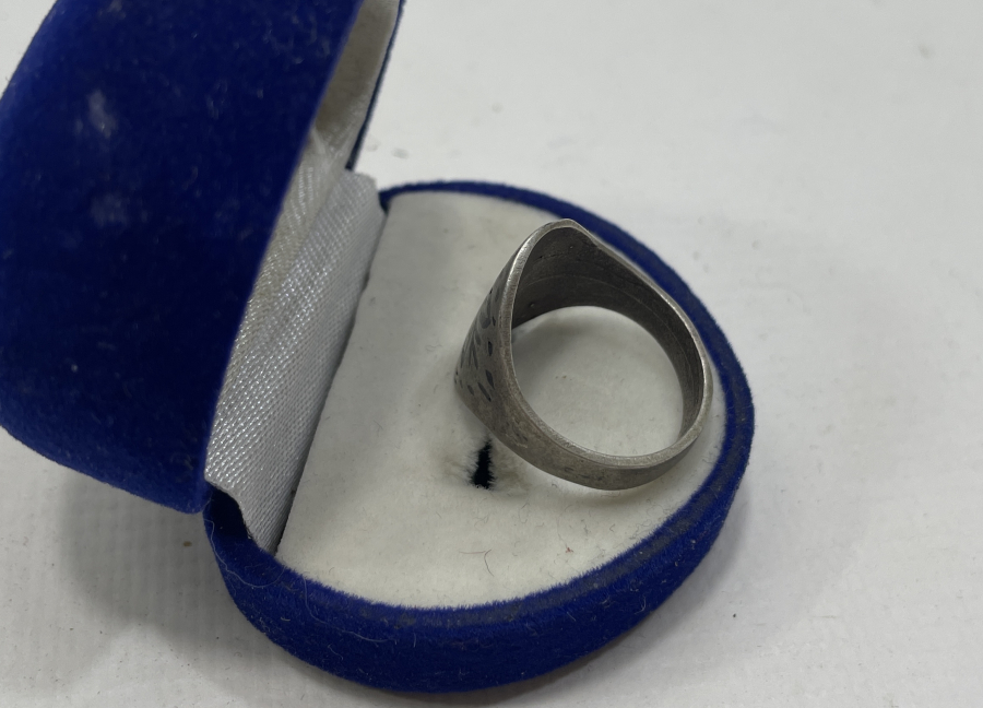 ÜZERİ VAN LALELİ SAVATLI GÜMÜŞ YÜZÜK