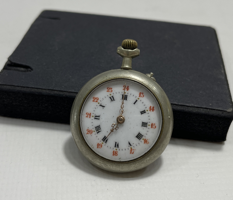 1900 BAŞLARI ANTİKA CEP SAATİ