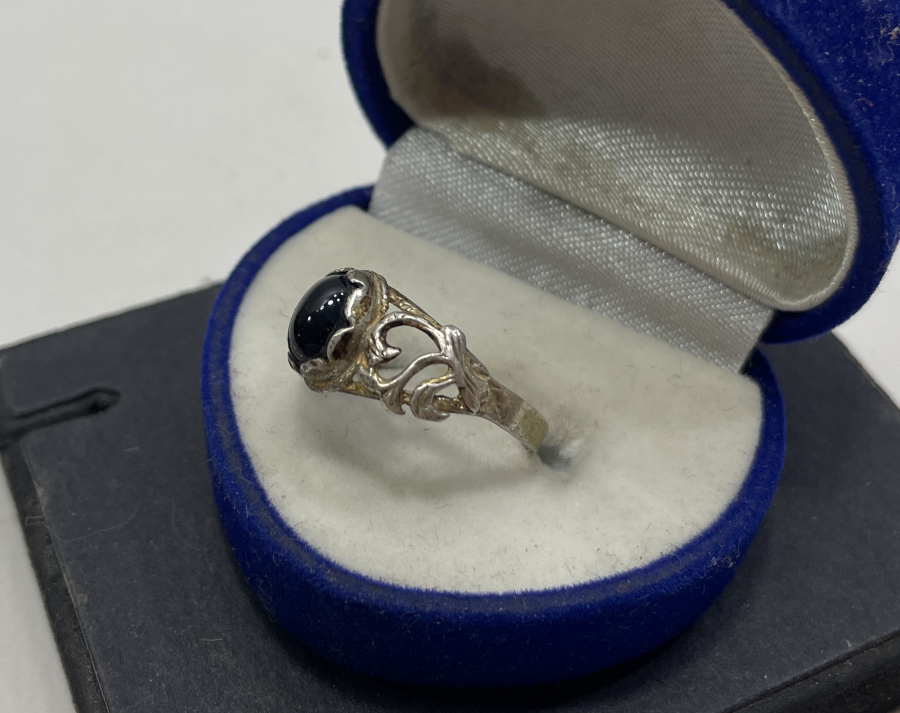 GRANAT TAŞLI ANTİKA GÜMÜŞ YÜZÜK