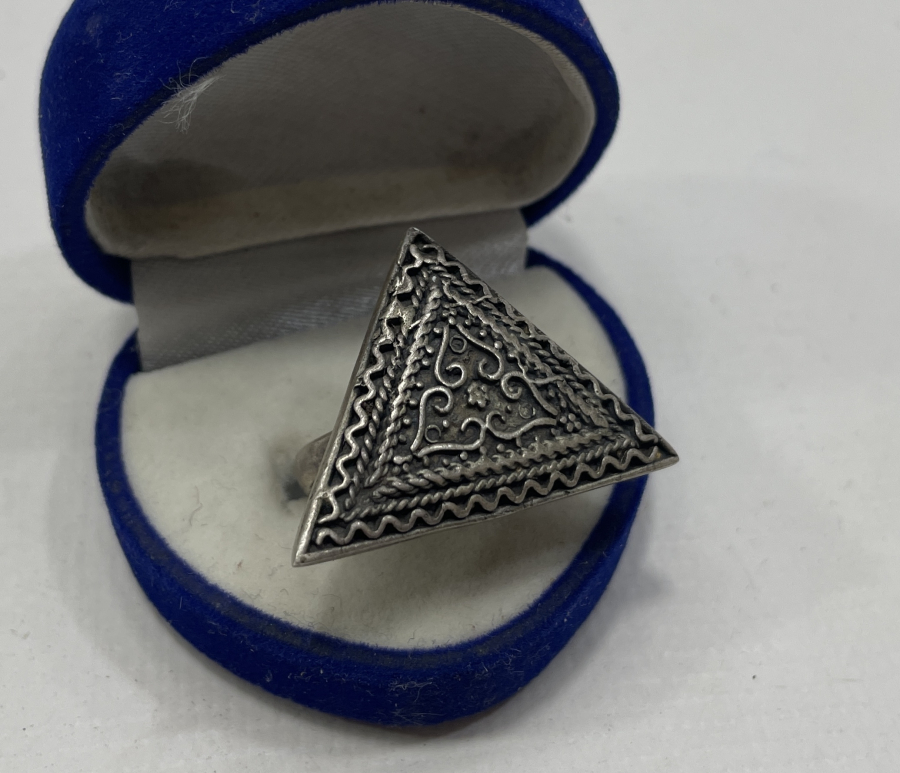 ÖZEL YAPIM MUSKALI MODEL GÜMÜŞ YÜZÜK