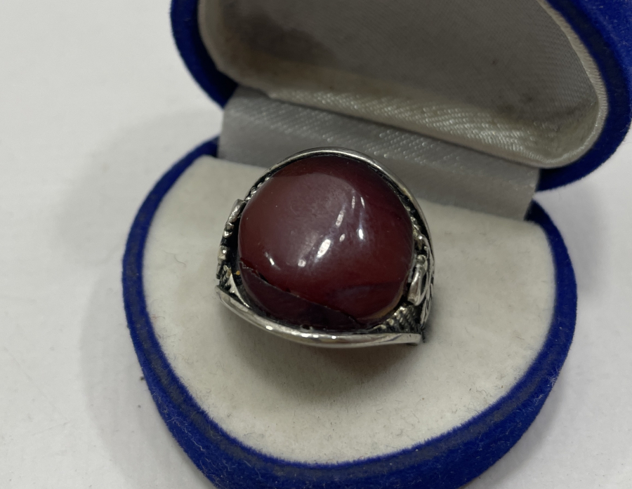 SIKMA KEHRİBAR TAŞLI GÜMÜŞ YÜZÜK