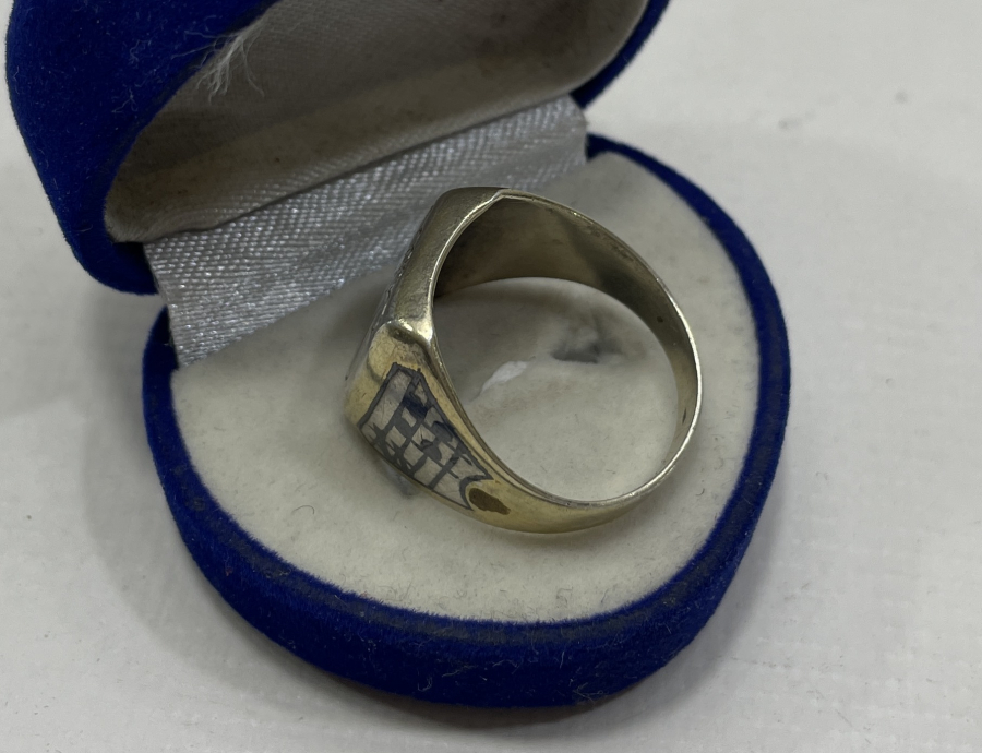 ÜZERİNDE NOTALAR BULUNAN ÖZEL YAPIM SAVATLI RUS GÜMÜŞ YÜZÜK