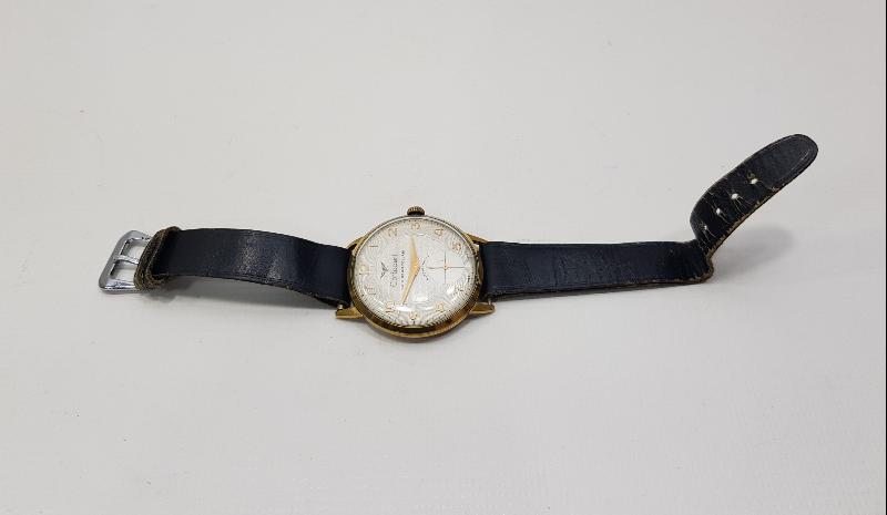 DEVLET DEMİRYOLLARI CORTEBERT KURMALI KOL SAATİ