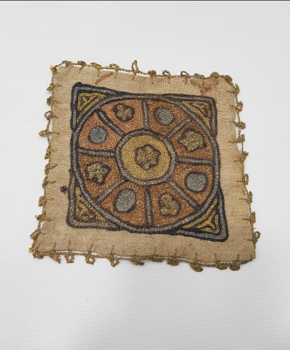 OSMANLI DÖNEMİ SUZANİ İŞÇİLİKLİ MİNİ ÖRTÜ