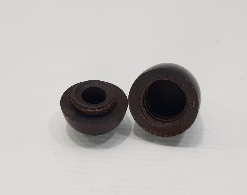 PELESENK AĞACINDAN YAPILMIŞ SAKIZ KUTUSU