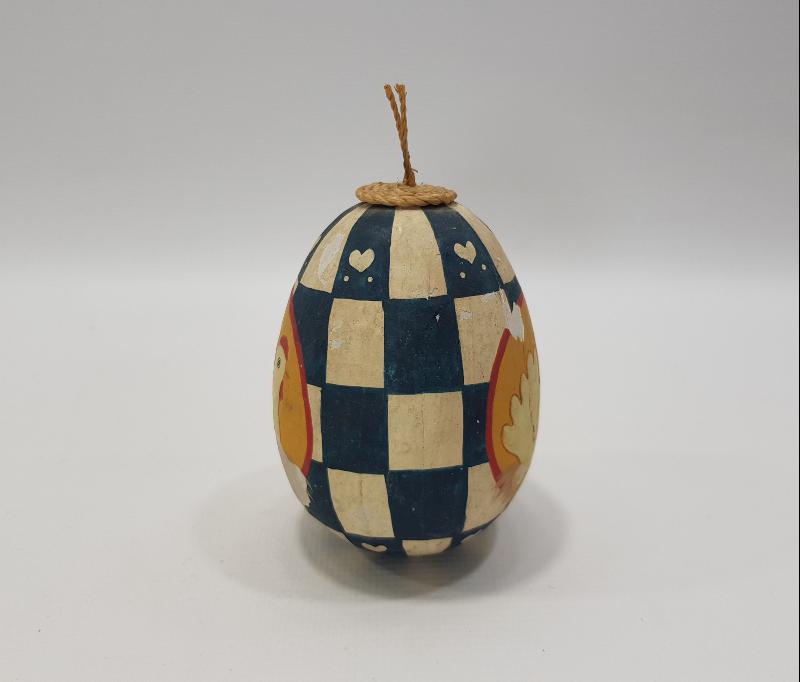 YUMURTLAYAN TAVUK TEMALI EL BOYAMA AHŞAP OASKALYA YUMURTASI