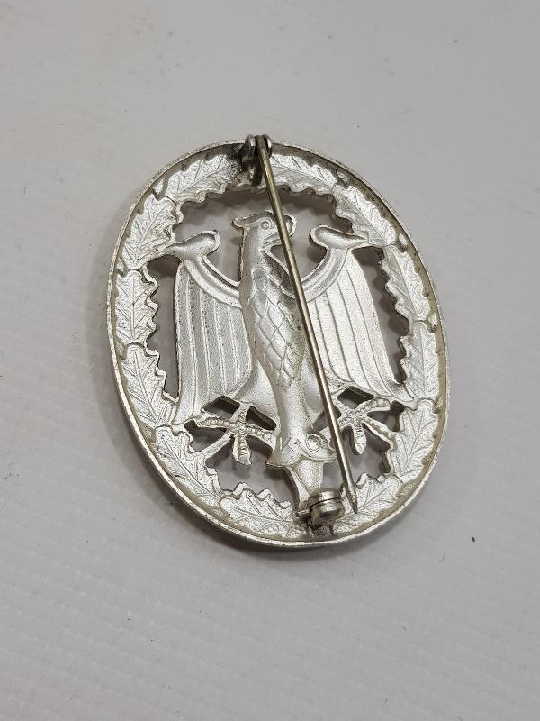 2. SÜNYA SAVAŞI SONRASI ALMAN ASKERİ ROZET