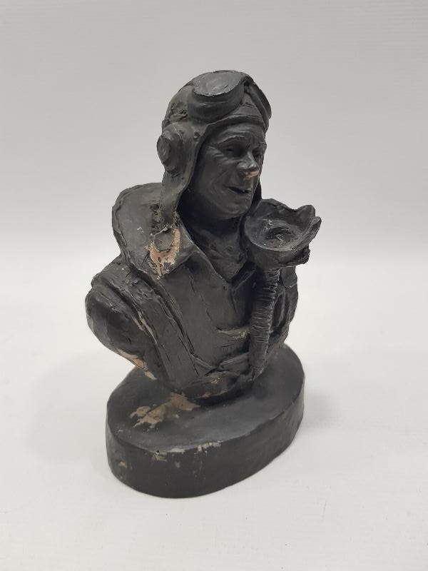 1985 SANATÇI İMZALI PİLOT HEYKELİ 