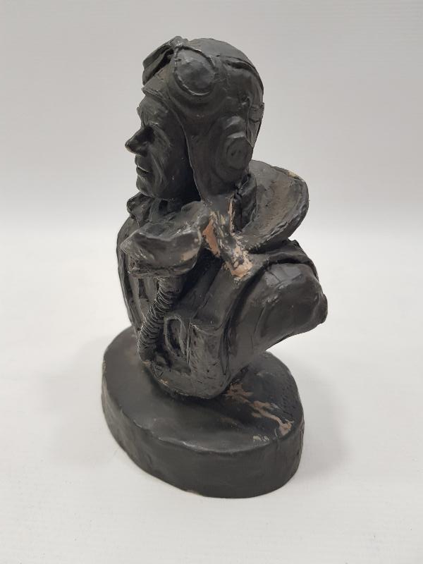 1985 SANATÇI İMZALI PİLOT HEYKELİ 