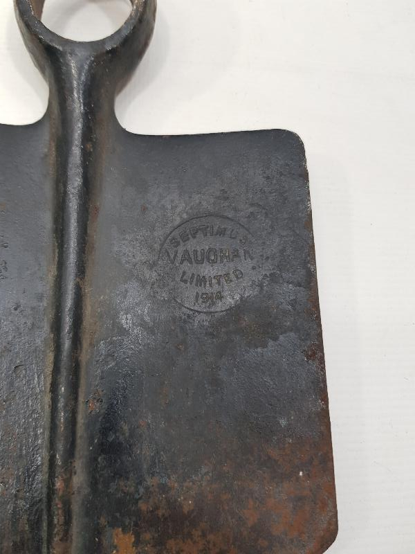 1914 TARİHLİ ÇOK NADİR KILIFINDA SİPER KAZMASI